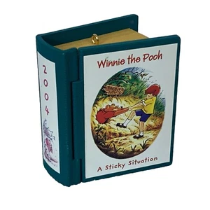 Vtg Disney Hallmark Storybook Ornament “A sticky Situation” Winnie The Pooh 2004 - Picture 1 of 8