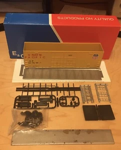 HO Union Pacific 50’ High Cube Dreadnought Ends 517599 1506-2 - Bild 1 von 3