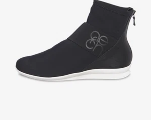ARCHE LN BOOTIE - BLACK STRETCH FABRIC & PEBBLED LEATHER -- ANKLE ZIP 38, US 7.5 - Picture 1 of 10