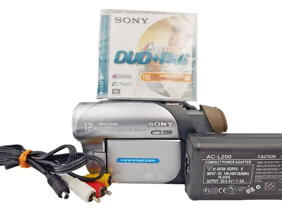 Sony DCR-DVD202E Handycam DVD Camcorder Digital Video DVD-R/RW DVD+RW Nightshot - Image 1 of 4