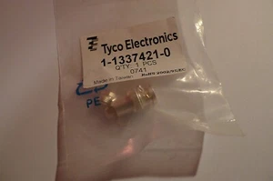 BNC gerade Kabelhalterung Stecker RG141 A/U RG58 Tyco TE Connectivity 50 Ω - Bild 1 von 12