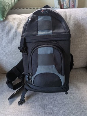 Lowepro Slingshot Edge 250 AW Camera Backpack/Daypack Great Condition - Image 1 of 4