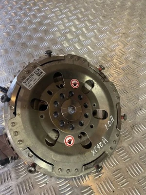 Volvo XC90 2017 Schwungrad 31473617 Benzin / Elektro 300kW UTO56752 - Bild 1 von 4
