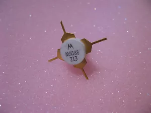 Motorola M9588 HF-Leistungstransistor 175 MHz NPN Silizium Si - NOS Menge 1 - Bild 1 von 2