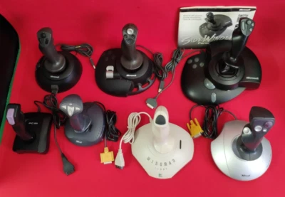 LOT JOYSTICK CONTROLLER RETRO COMPUTER PC SPIEL VINTAGE SIDEWINDER WINGMAN W95 - Bild 1 von 4