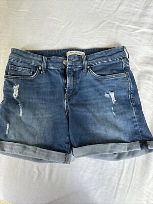 Mavi 牛仔短裤女式 27 Marla 切割袖口中号水洗 5 口袋 — 第 1/4 张图片