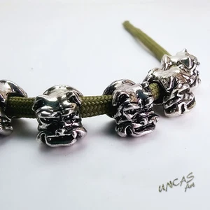 Bulldog Perro Gran Agujero Cuentas de Metal para Paracord Lanyard Pulsera Collar - Imagen 1 de 5