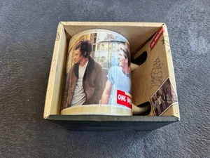 ONE DIRECTION official mug - Band Lineup (New & Unused) Free P+P - Picture 1 of 3