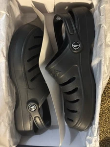 NAUTICA Gr. 9 SCHWARZ RIVERS EDGE SCHUHE CLOGS PANTOLETTEN SANDALEN HAUSSCHUHE NEU Damen - Bild 1 von 4