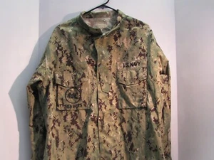 AOR2 NAVY WORK UNIFORM SHIRT SIZE LARGE REGULAR - Picture 1 of 5