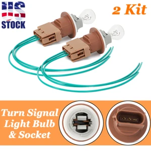 US Pair For Ford F150 Headlamp Light Socket Tail Turn Signal Pigtail & Bulb Kit - Picture 1 of 10