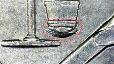 2015 P QUARTER W/ERROR STRIKE-61214 - Image 1 of 4