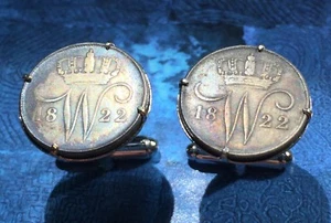 Gemelos coronados ♔ W Iniciales de recuerdo ficha de tono plata + caja de regalo - Imagen 1 de 4