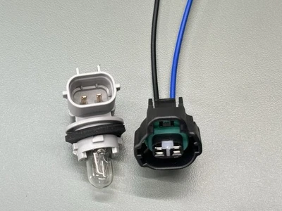 New! Fits 2001-2005 Lexus IS300 Side Marker Light Connector Socket Bulb Pigtail - Image 1 of 3