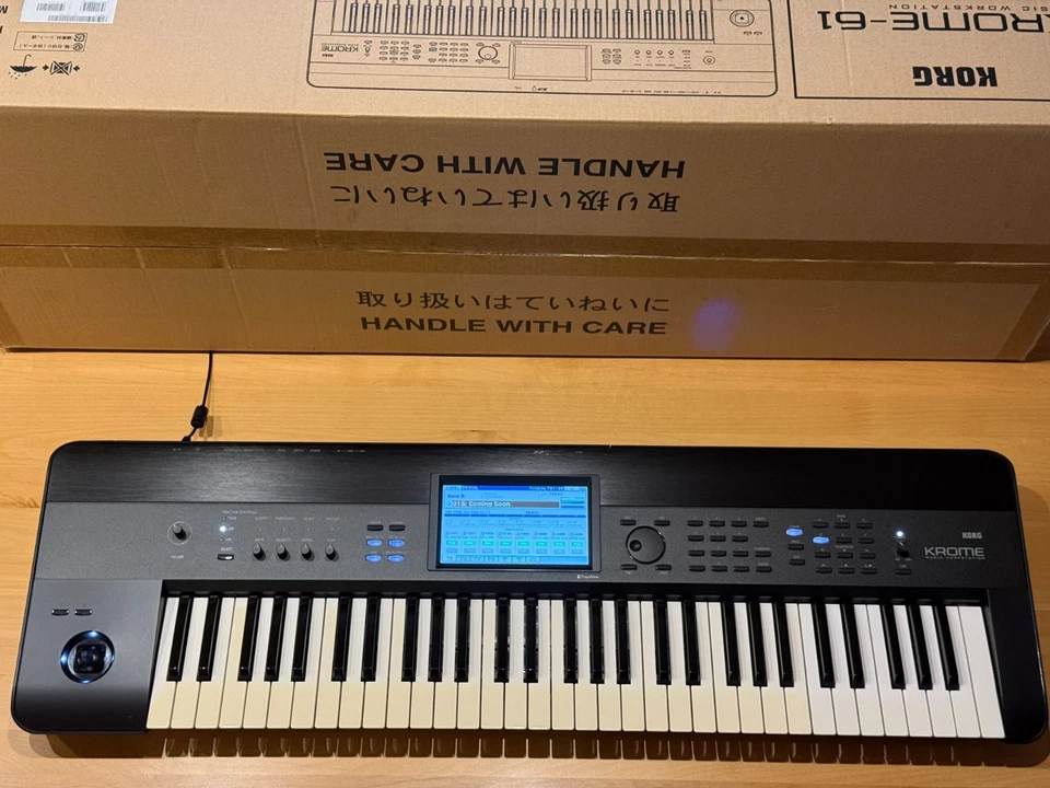 Korg Krome 61 + Extra Sounds  + Originalverpackung - Bild 1 von 4