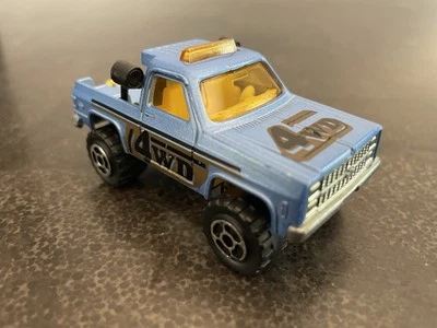 Blazer Majorette #291 Depanneuse/Chevrolet 4x4 1:62 azul fundido a presión hecho en Francia Foto 1 de 4