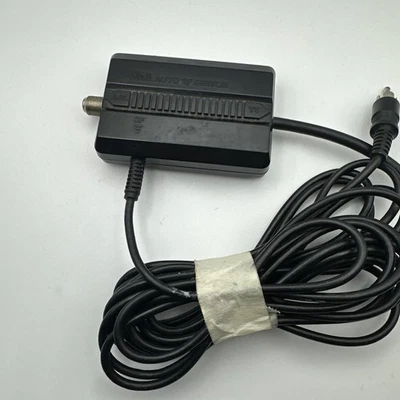 Interruptor automático de RF SEGA modelo 1603 para consolas Master System y Genesis Foto 1 de 4