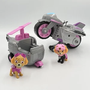 Paw Patrol Moto Pups Skye Deluxe Motorrad Rückzugfahrzeug & Hubschrauber - Bild 1 von 18