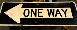 ONE WAY Arrow Street Sign 36” x 12”