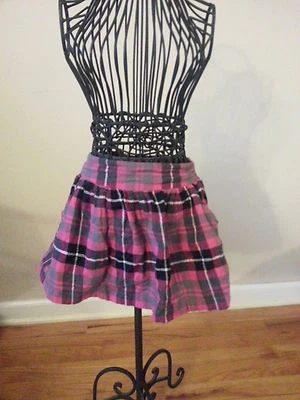 Girls Size 5 Sonoma Pink/Black Plaid Skort - Image 1 of 3