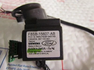 Ford Explorer Ranger Lincoln Pats 1998 99 00 2001 F8SB-15607-AB Foto 1 de 2