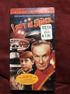 Lost In Space Episode 3 Island In The Sky VHS Toys R Us New - Picture 1 of 4