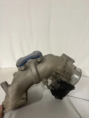 Ram 2500 Cummins 2011 2012 bocina de admisión con placa de bloqueo Foto 1 de 4