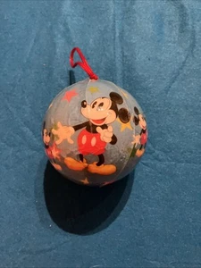 Adorno de Navidad de colección Mickey Mouse papel maché bola Kurt Adler - Imagen 1 de 3