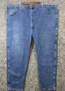 Jeans uomo Wrangler 54x32 vestibilità rilassata blu lavaggio medio - Foto 1 di 11