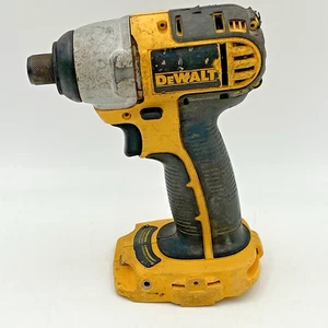Avvitatore a percussione esagonale Dewalt DC825 18V Volt 1/4" (solo utensile) - funziona benissimo VEDI VIDEO - Foto 1 di 8