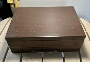 VINTAGE WM.A. ROGERS ONEIDA UND 1847 ROGER BROS BESTECKSETS - IM HOLZKOFFER - Bild 1 von 11