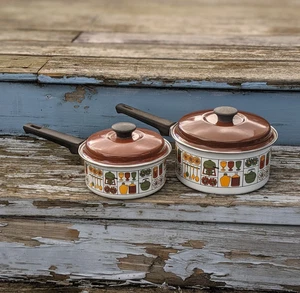 2 MCM Enamelware Sauce Pans Pots Green Yellow White Brown Lid 1.75 qt & 1 qt - Picture 1 of 14