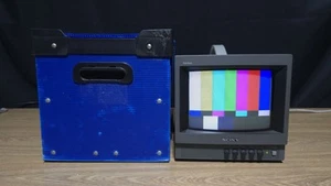 Sony 8" PVM-9040 S-Video Trinitron CRT with Case - Picture 1 of 12