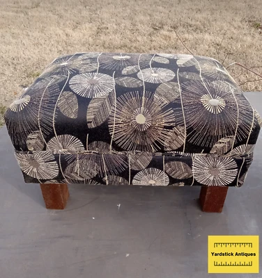 Mid Century Black Retro Footstool / Stool   (FS-12) - Image 1 of 4