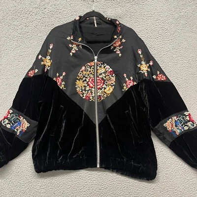 Chaqueta de terciopelo Free People para mujer L negra floral bordado medallón asiático Hana Foto 1 de 4