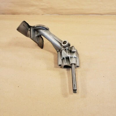 Bomba de aceite Volkswagen Jetta Rabbit Scirocco MK I 75-82 con camioneta 056 115 109 Foto 1 de 4