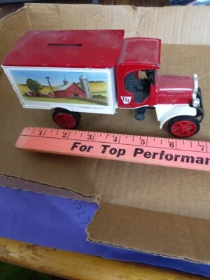 ERTL KENWORTH TRUCK TRACTOR SUPPLY CO Summer SAVINGS BANK With Key - Image 1 of 4