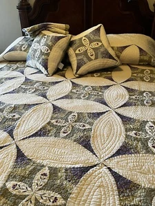 5 Piece Quilt Bedspread - Picture 1 of 3