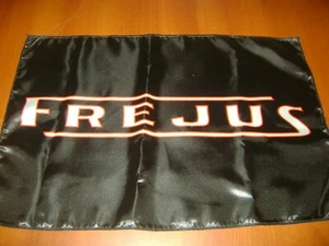 Frejus Bandiera 20x30" Striscione Pista Corsa Acciaio Bici Strada Rendezvous Italiano - Foto 1 di 4