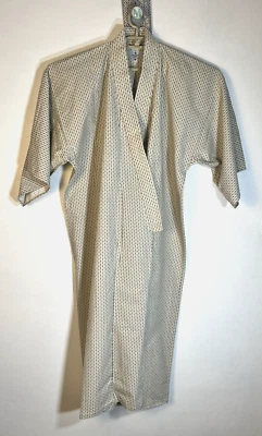 Four Seasons Hotel Kyoto Talla Grande Beige con Bata Kimono Rayas Azules, SIN CINTURÓN Foto 1 de 4