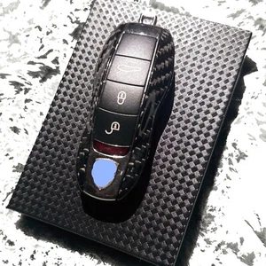 100% Carbon Schlüssel Cover Hülle passt Porsche 911 Cayenne Macan 718 Cayman Pan - Picture 1 of 17