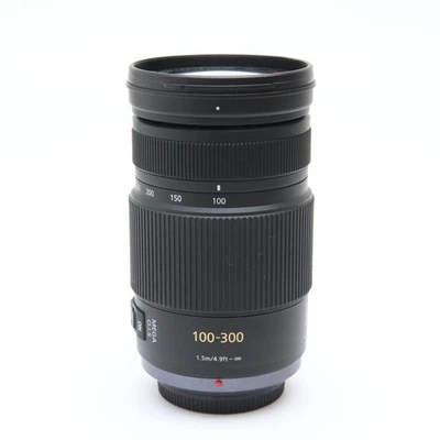 Panasonic Lumix G VARIO 100-300mm F/4.0-5.6 MEGA O.I.S. (MFT) #235 - Image 1 of 4