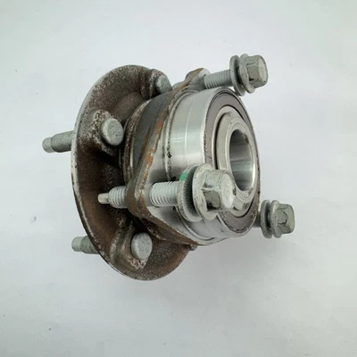 2021-2025 CHEVROLET TRAILBLAZER FRONT RIGHT PASSENGER SIDE WHEEL HUB BEARING OEM - Image 1 of 4