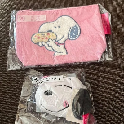 PEANUTS Snoopy pouch and mascot set - Image 1 of 3