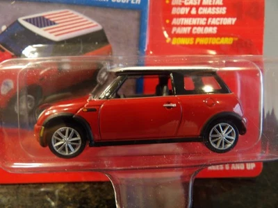 MINI COOPER      2005 JOHNNY LIGHTNING LIGHTNING STRIKE NEW CARS   1:64 DIE-CAST - Image 1 of 4