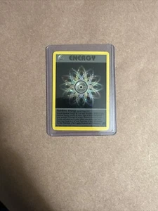Rainbow Energy Holo 17/82 Team Rocket Pokémon Card - Picture 1 of 2