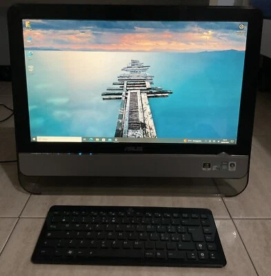 COMPUTER ALL IN ONE ASUS MODELLO EEE TOP PC ET2002T - Immagine 1 di 4