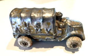 Barclay US ARMY TRUCK 1930's WITH DRIVER 2 1/2" VINTAGE - Picture 1 of 16
