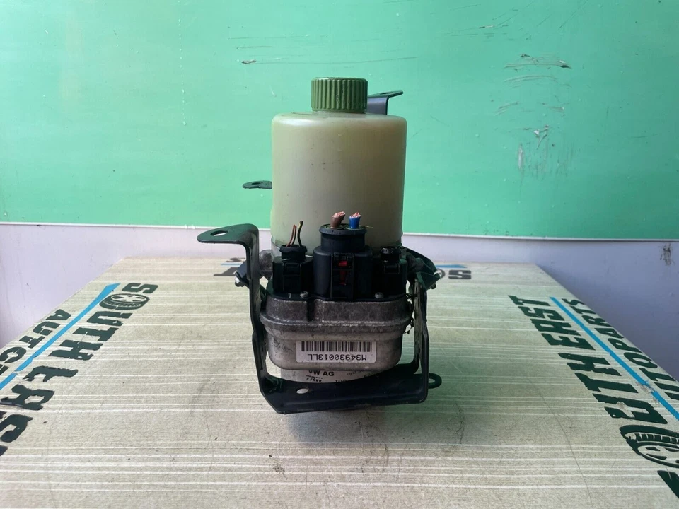BOMBA DIRECCIÓN ASISTIDA ELÉCTRICA VW SKODA SEAT AUDI 2009-2017 6R0423156C TIPO 2 ENCHUFES Foto 1 de 1
