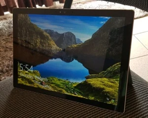 Microsoft Surface Pro 4 - Intel Core i5 - 256 GB SSD - Ram 8GB Win 10 Pro - Picture 1 of 6